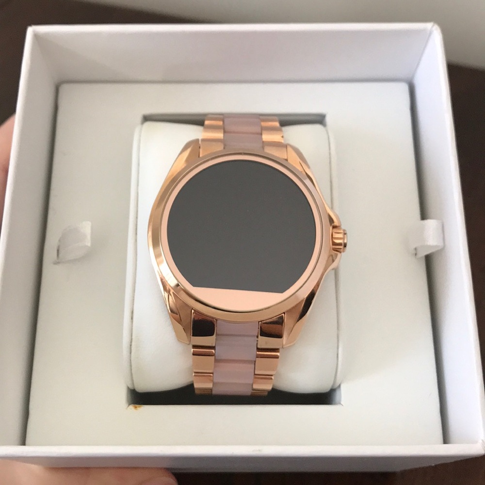 MKT5013 Rose Gold Smart Smartwatch